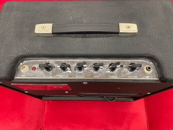 Fender Blues Junior Tube Combo Amp Made in USA 1999 Price $599.99 - Image 3