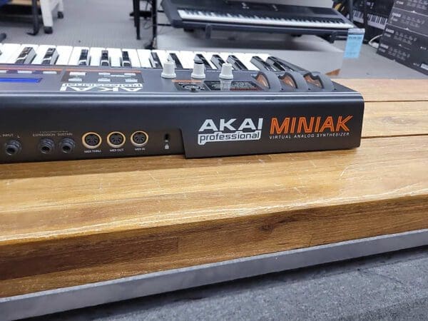 Akai Miniak virtual analog Synthesizer - Black Price $299 - Image 4
