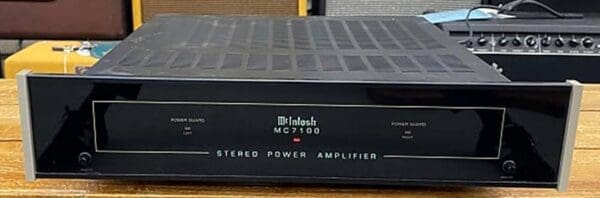 McIntosh MC7100 Stereo Power Amplifier - Image 4