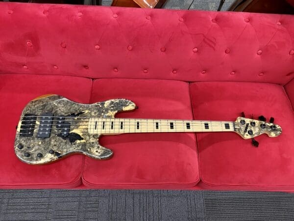 Sandberg California VM5 Custom 2015 - Buckeye Burl - with Case and Nordstrand Pickups - Image 4
