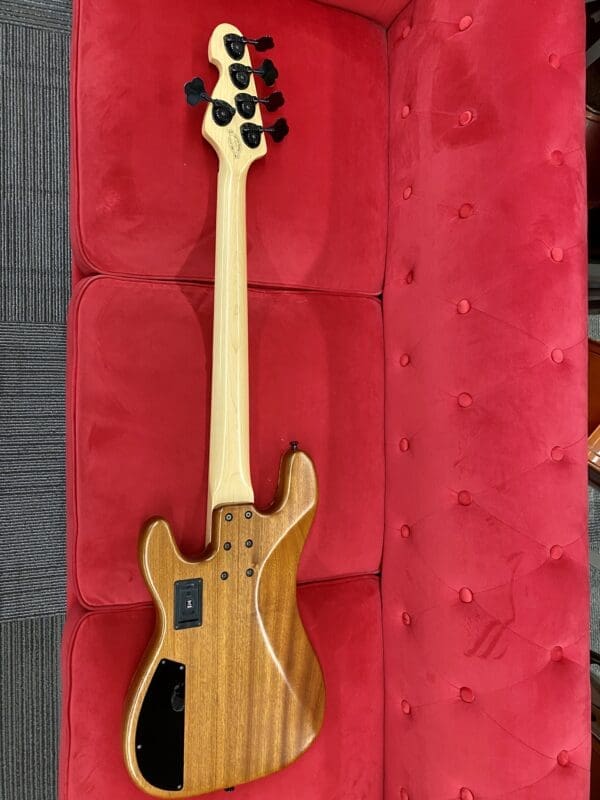 Sandberg California VM5 Custom 2015 - Buckeye Burl - with Case and Nordstrand Pickups - Image 13
