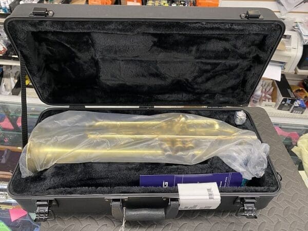 King 601 Standard Bb Trumpet - Brass Lacquer 50% OFF Brand New Original Price$1716 Sale Price $858 - Image 3