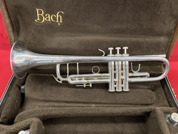 Bach 180ML37S Stradivarius Bb Trumpet 1997 - Silver - Image 4