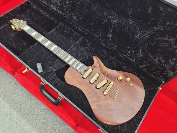 Warrior Isabella DM SSS- Natural With Case Used $3499.99 + $150 Shipping