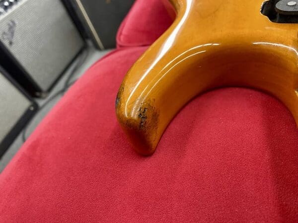 Hamer USA Diablo Electric Guitar 1990s Transparent Amber Used $1999.99 - Image 4