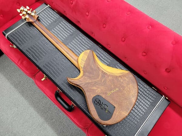 Warrior Isabella DM SSS- Natural With Case Used $3499.99 + $150 Shipping - Image 4