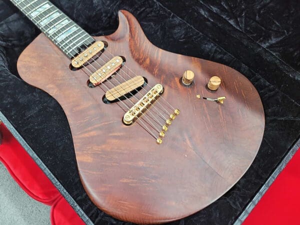 Warrior Isabella DM SSS- Natural With Case Used $3499.99 + $150 Shipping - Image 2