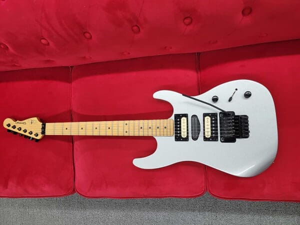 G and L Climax Plus HHH- Silver Sparkle Used $899.99 + $75 Shipping - Image 4