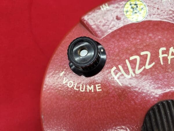 Dallas Arbiter Fuzz Face (BC108C) - Red 1969-1970 original vintage Fuzz Face $2000.+ $49.99 Shipping - Image 5