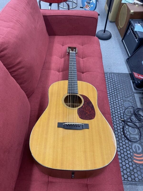 Martin D-18VMS 12-Fret Dreadnought Acoustic Guitar 1998 - Natural w/ Case - Image 4