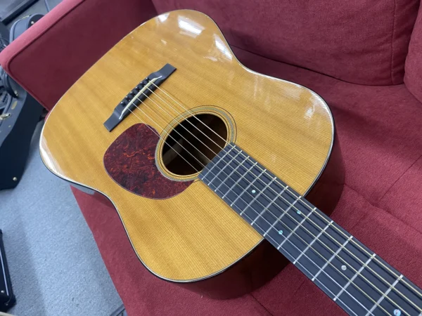 Martin D-18VMS 12-Fret Dreadnought Acoustic Guitar 1998 - Natural w/ Case - Image 13