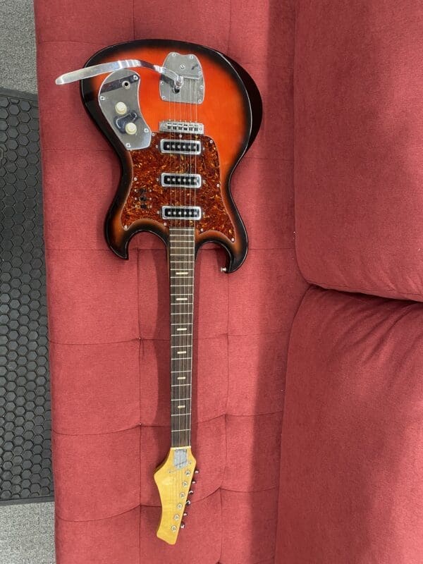Kingston / Teisco "Hound Dog Taylor" Three Pickup Electric Guitar 1960's - Redburst - Image 2