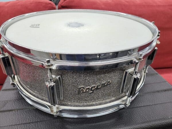 Rogers Tower 5x14" 8-Lug Wood Snare Drum with Case - Silver Sparkle Pearl