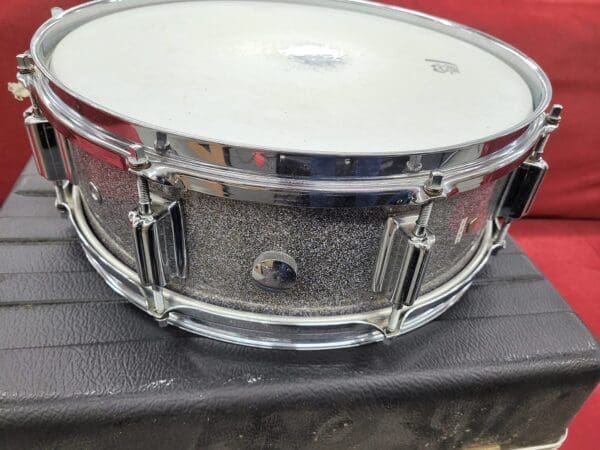 Rogers Tower 5x14" 8-Lug Wood Snare Drum with Case - Silver Sparkle Pearl - Image 7