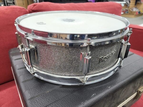 Rogers Tower 5x14" 8-Lug Wood Snare Drum with Case - Silver Sparkle Pearl - Image 11