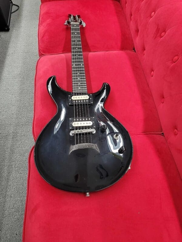Dean Icon Electric Guitar 2000's - Black - Czech Made - Image 11