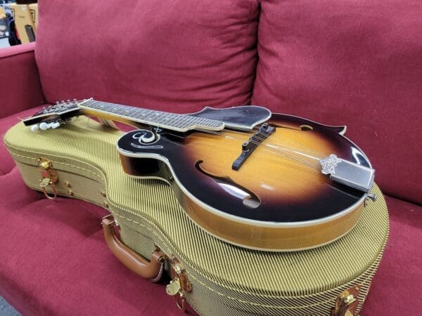 Epiphone MM50 Mandolin Vintage Sunburst with Case - Image 9