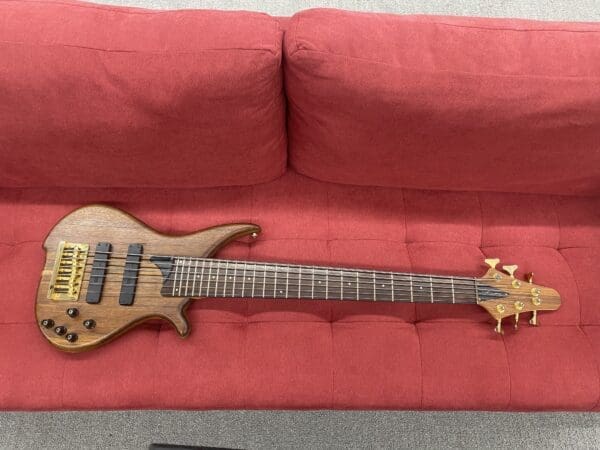 TUNE Guitar Technology TWB63-WN Active 6 String Bass - Natural - Image 2
