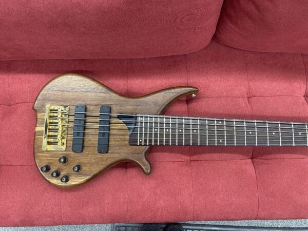 TUNE Guitar Technology TWB63-WN Active 6 String Bass - Natural