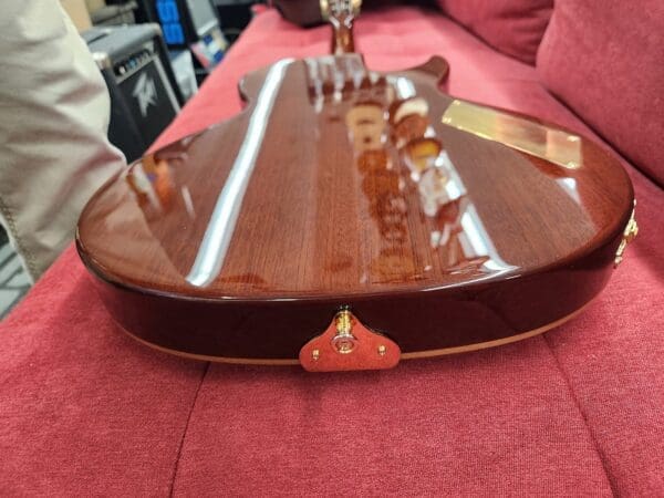 B and G Little Sister Left Handed Guitar Burst Gold Hardware w/ Bag - Image 6