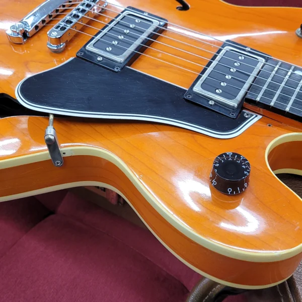 Gibson Chet Atkins Tennessean 1997 with Case - Sunrise Orange - Image 6