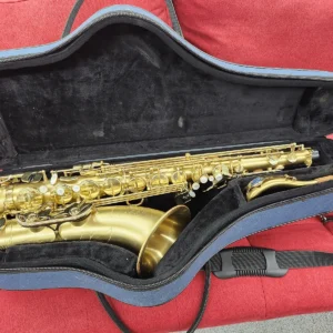Selmer Series III tenor sax - Brushed finish with Protec Case