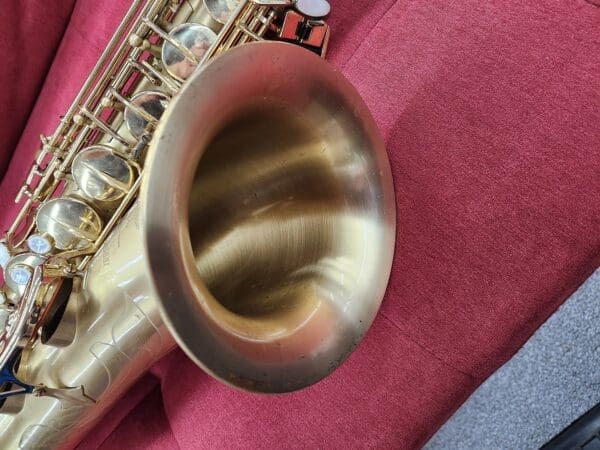 Selmer Series III tenor sax - Brushed finish with Protec Case - Image 18