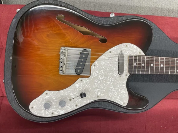 Fernandes TE-3 Thinline T-style Made in Japan 1994 - 3 Tone Sunburst w/ case - Image 2