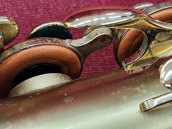 Selmer Series III tenor sax - Brushed finish with Protec Case - Image 10
