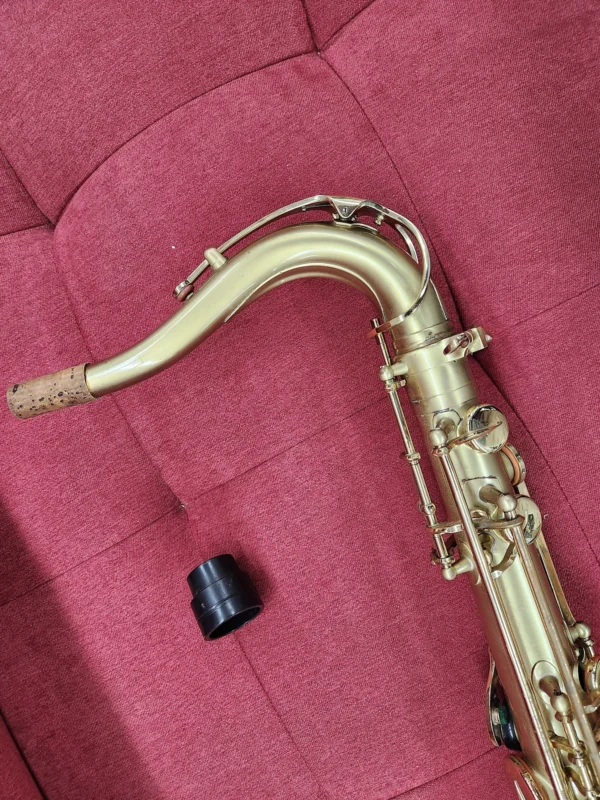 Selmer Series III tenor sax - Brushed finish with Protec Case - Image 22