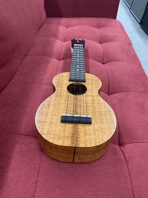 Kamaka HF-1 Soprano Ukulele with Full Ebony Package, MOP inlay, Koa Medium Curl Upgrade w/ Case - Image 10