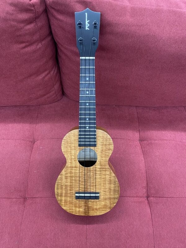 Kamaka HF-1 Soprano Ukulele with Full Ebony Package, MOP inlay, Koa Medium Curl Upgrade w/ Case