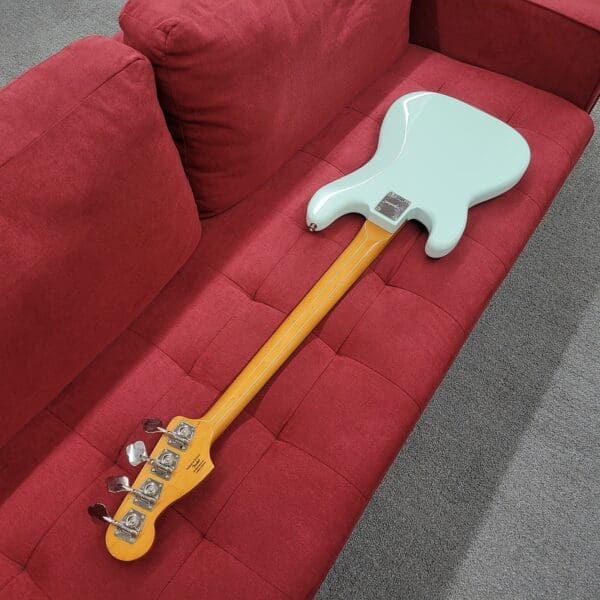 Squier Classic Vibe '60s Precision Bass FSR 2023 - Sonic Blue - Image 5