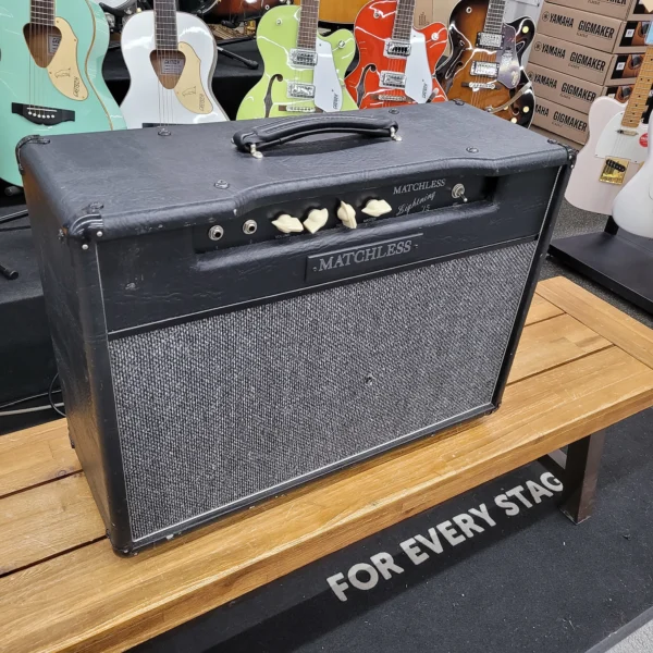 Matchless Sampson Era Lightning 15 watt 2x10 Combo 1997 - Black - Image 8