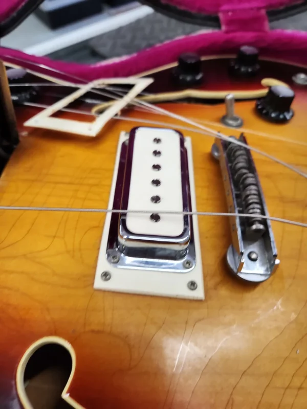 Standel 430-s 1960s - Sunburst rare semi hollow body guitar with case - Image 7