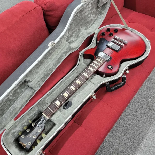 Gibson Les Paul Studio 2010 with Case- Wine Red - Image 14