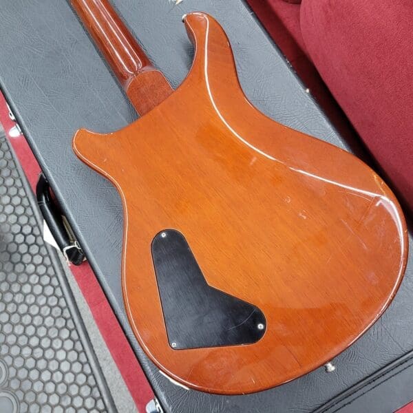 PRS McCarty 20th Anniversary Model 2005 with case- McCarty Sunburst - Image 17