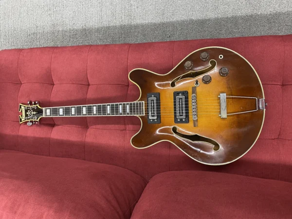 Standel Model 520-S Semi-Hollow Electric Guitar 1960's - Sunburst - Image 10