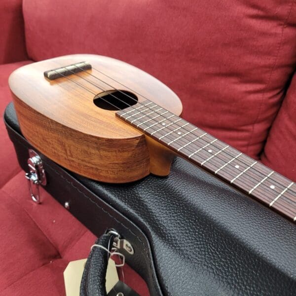 Kamaka HP-1 Pineapple Ukulele with Case 2025 - Solid Koa - Image 11