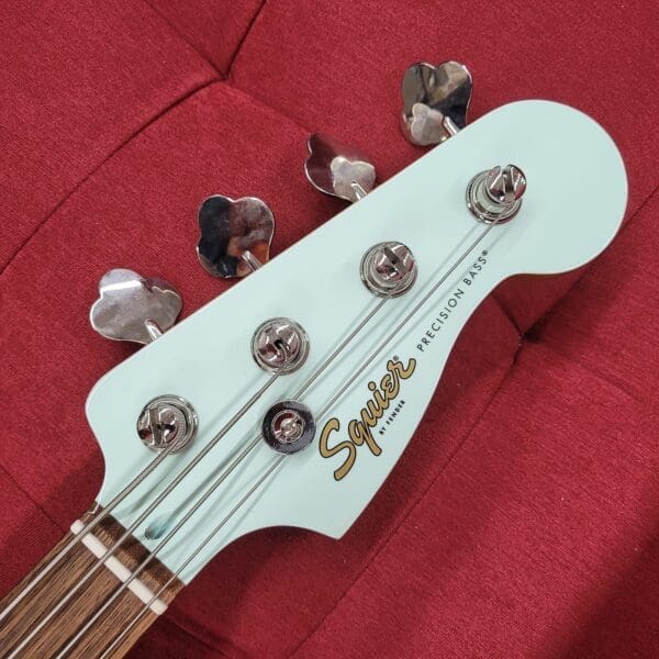 Squier Classic Vibe '60s Precision Bass FSR 2023 - Sonic Blue - Image 11