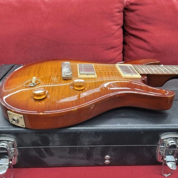 PRS McCarty 20th Anniversary Model 2005 with case- McCarty Sunburst - Image 12