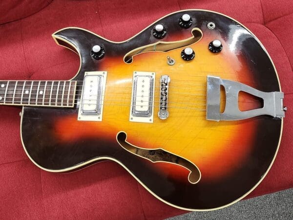 Standel 430-s 1960s - Sunburst rare semi hollow body guitar with case - Image 14