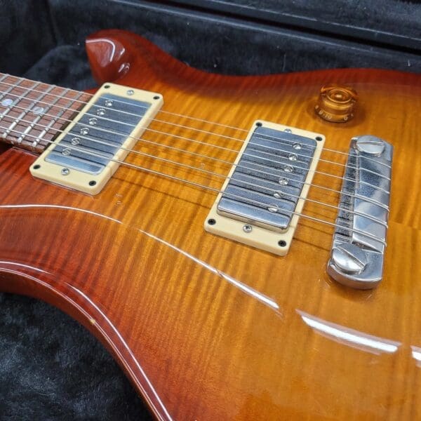 PRS McCarty 20th Anniversary Model 2005 with case- McCarty Sunburst - Image 6