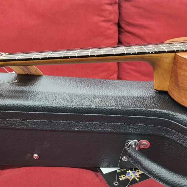 Kamaka Baritone Ukulele HF4 with Case 2025 - Solid Koa - Image 13