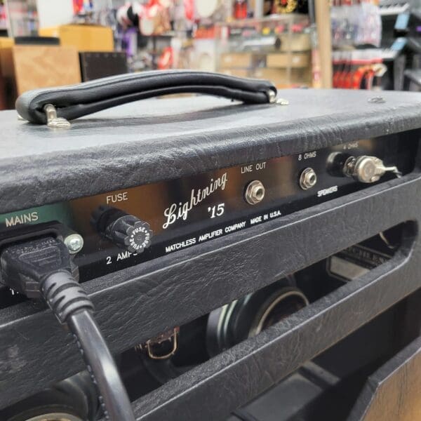 Matchless Sampson Era Lightning 15 watt 2x10 Combo 1997 - Black - Image 2