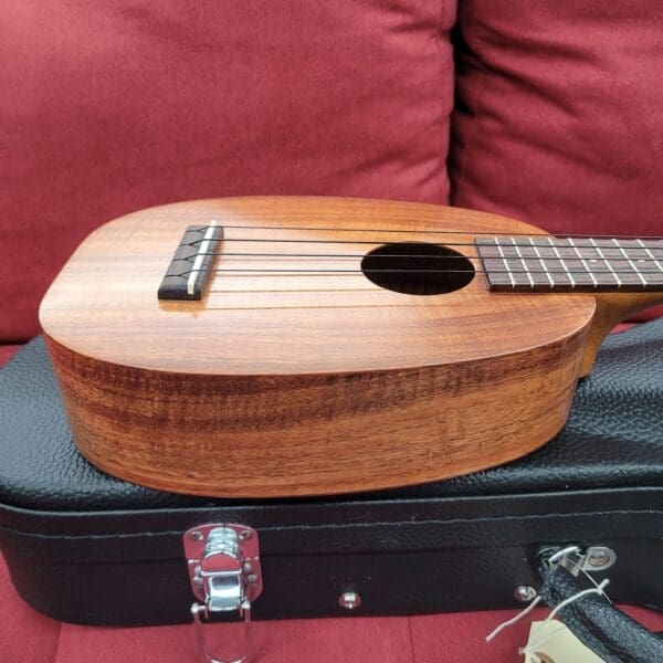 Kamaka HP-1 Pineapple Ukulele with Case 2025 - Solid Koa - Image 10