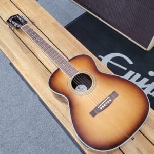 Guild Westerly Collection M-260E Deluxe Acoustic 2024 - Edge Burst