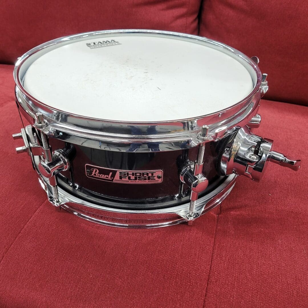 Pearl SFS10/C31 Short Fuse 10x4.5" Snare Drum with Bracket, Mount - Black