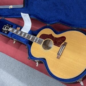 Gibson J-185 Acoustic-Electric Guitar 2007 - Natural with Case