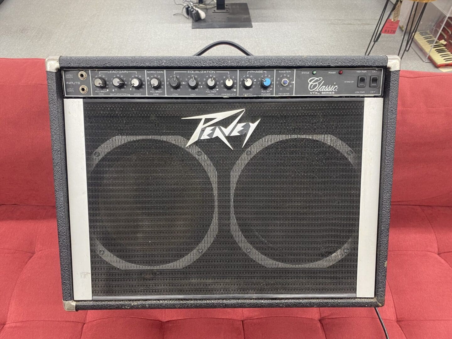 Peavey Classic VTX Series 65-Watt 2x12
